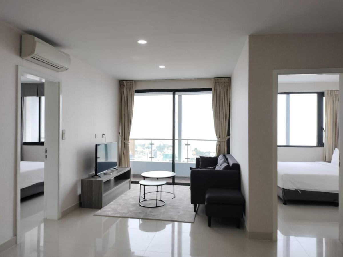 The Bridge Residence Phnom Penh Exterior foto